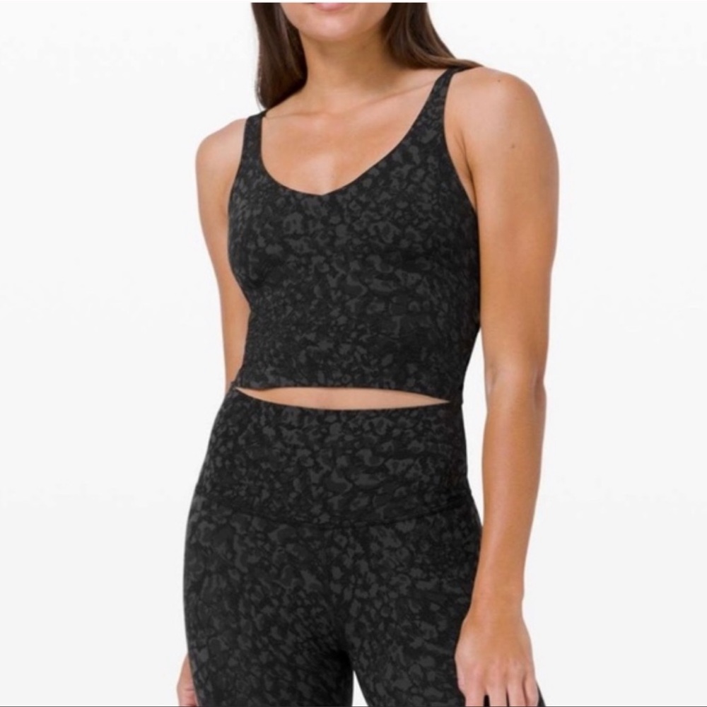 Lululemon Align Tank Wild Thing Camo Deep Coal Multi
Size 6